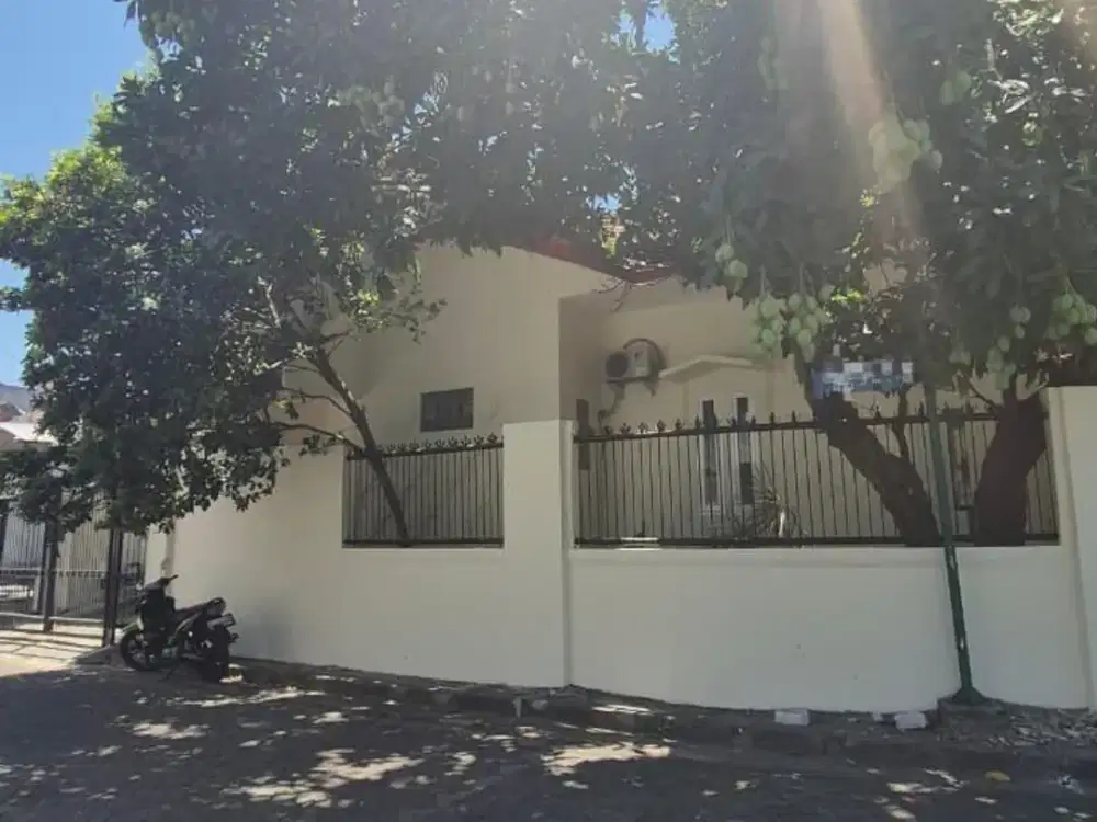 Rumah 1 Lantai Siap Huni Griya Asri Hadap Timur Selatan Row 4 Mobil Lega