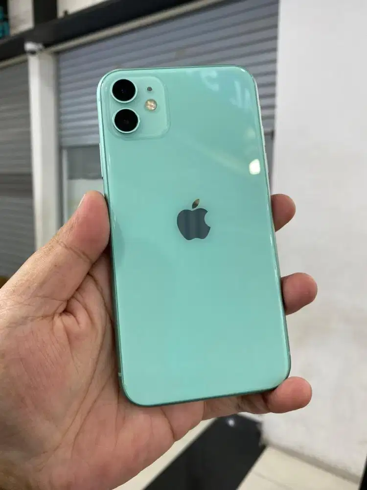 iPhone 11 128Gb Mulus Fullset Tinggal Pakai aja