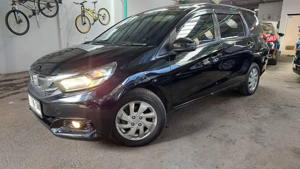 DP 5 JT Honda Mobilio E cvt 1.5 AT 2018 Hitam