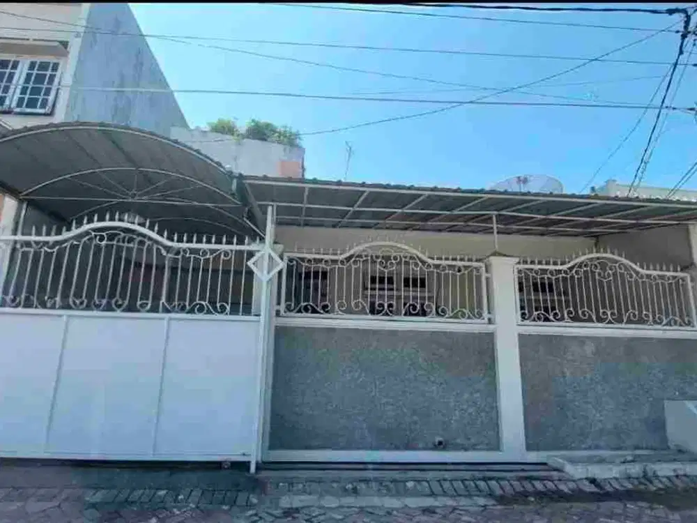Mulyosari Mas Bagus & Terawat, Deket Raya Mulyosari. Surabaya