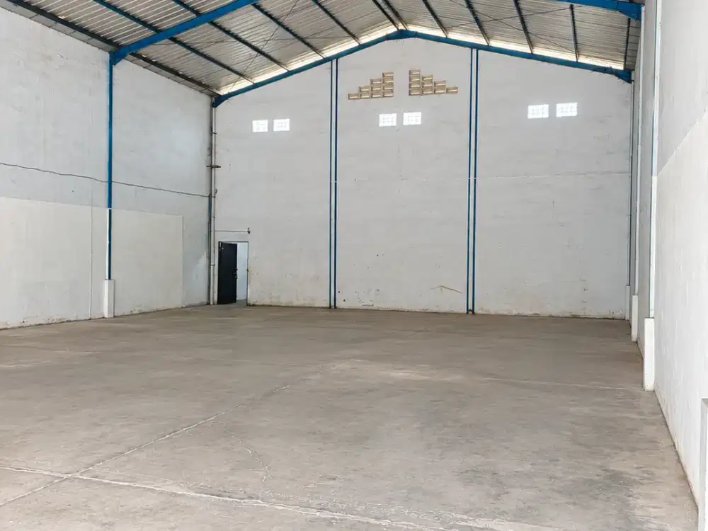 Gudang Jurumudi Tangerang 14x27 378m² Kawasan Pergudagangan Akses Kontainer Mudah