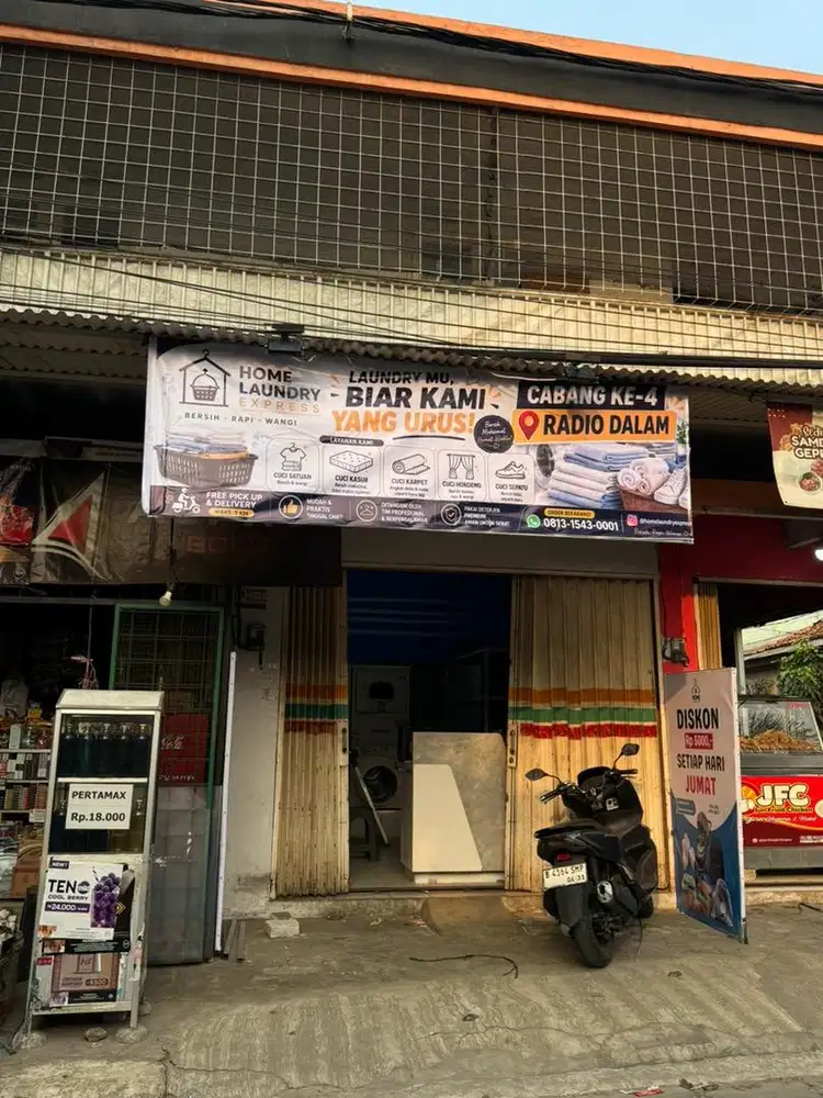 karyawan laundry