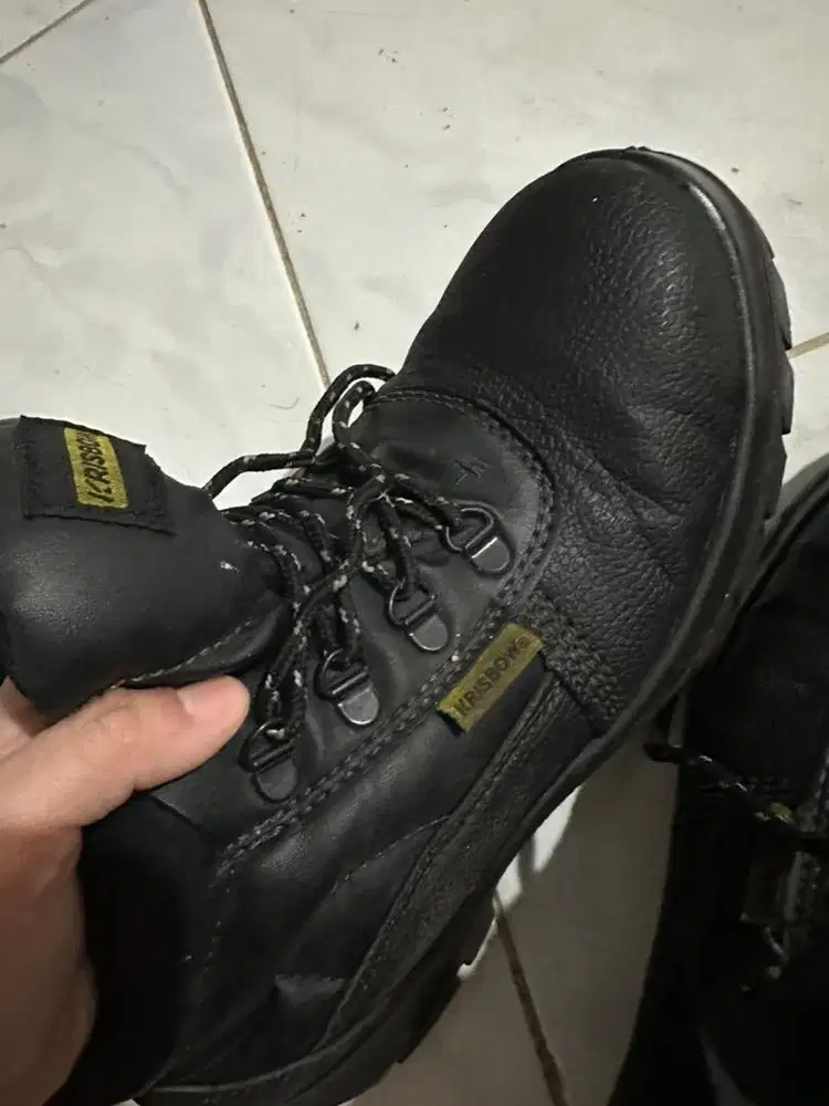Sepatu Pria Safety Boot Krisbow