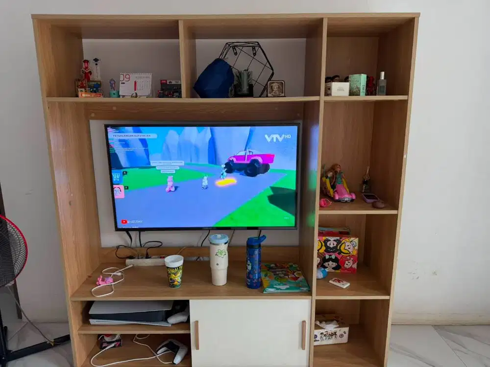 TV LG 43 Inch (pemakaian baru 7 bulan)