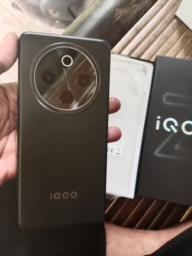 iQoo Z10 5G 8/128 Second fullset