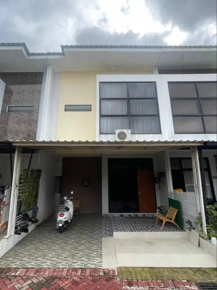 Rumah di Jual di Royale Bintaro Residence Ciputat Tangerang