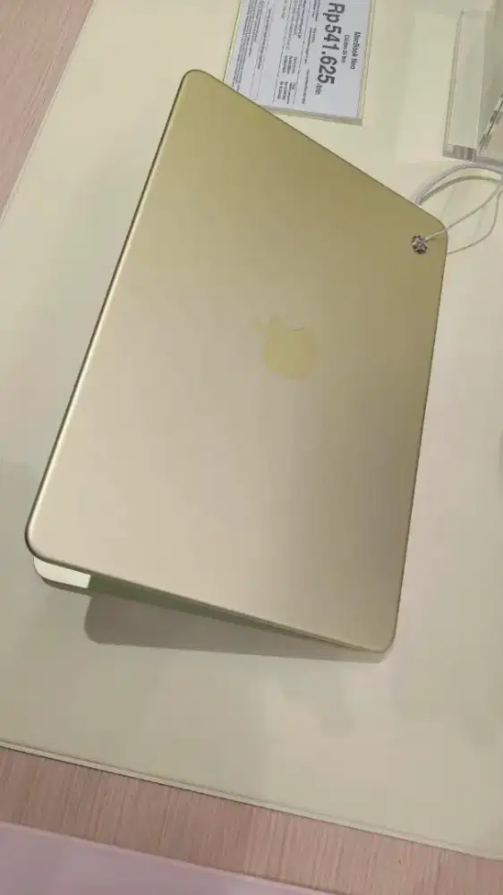 Kredit MACBOOK NEO proses Cepat Syarat Cuman KTP