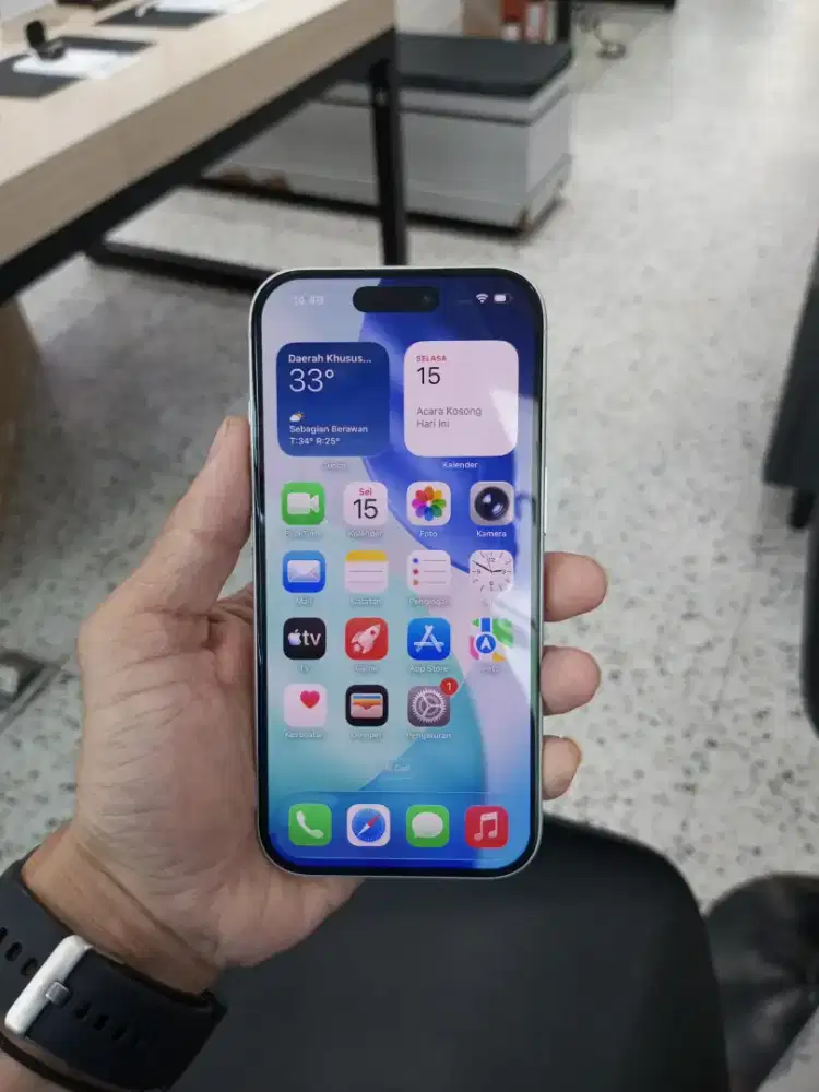 Cicilan iPhone 17 pro 256gb second garansi resmi iBox tanpa DP