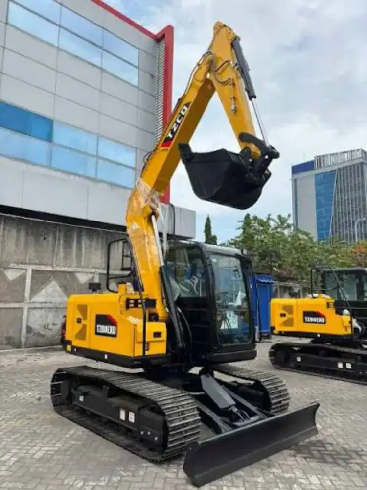 Excavator TZCO type TZ80 - 8 ton