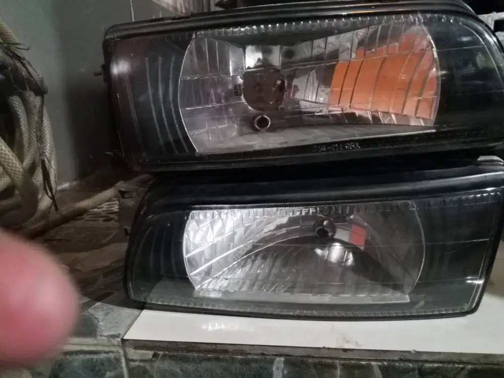 Headlamp Mitsubishi Lancer seri CB ( Evo 3 )