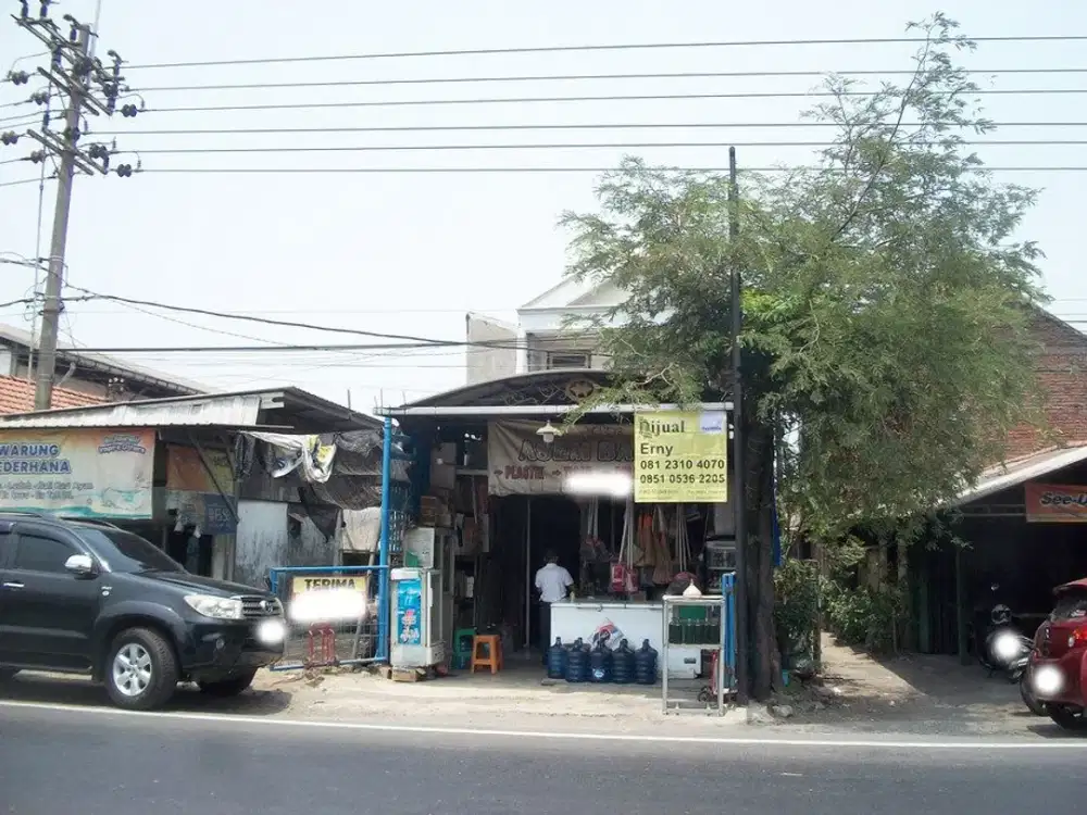 Rumah Usaha di Raya Mastrip