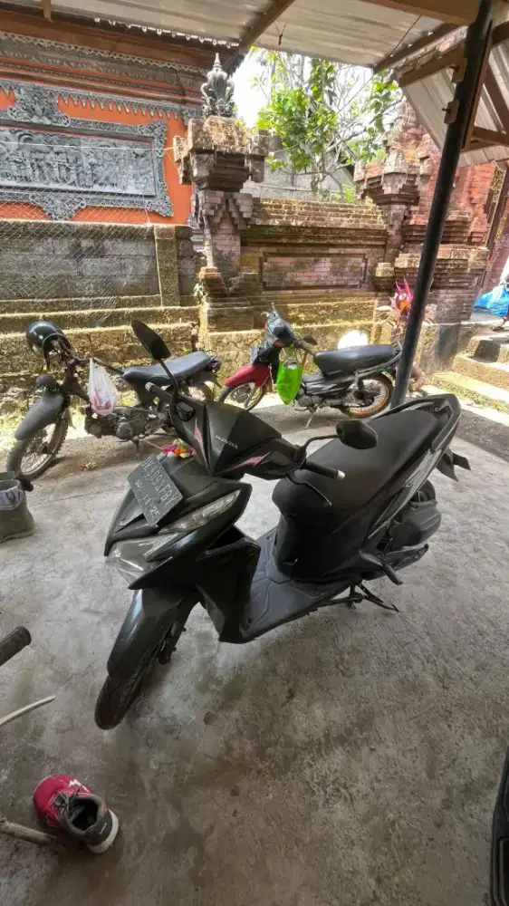 Jual vario kzr thn 2013
