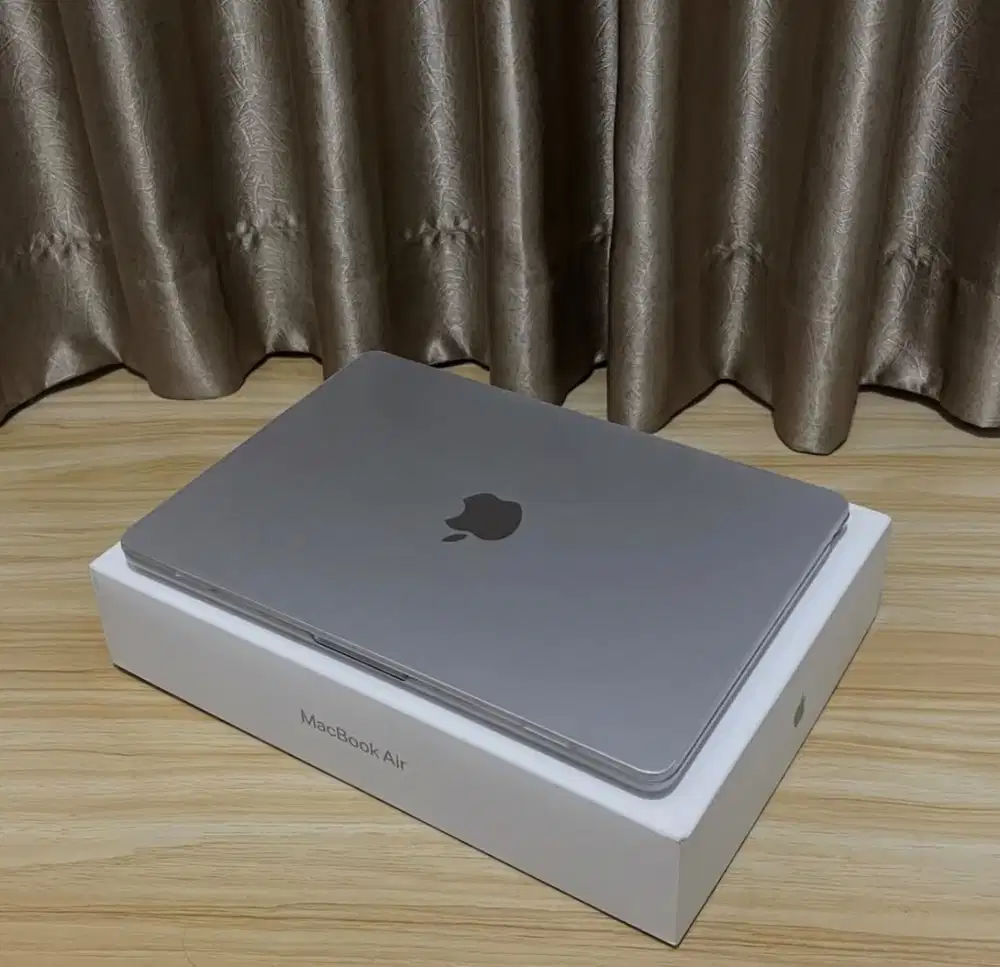 Macbook Air M4 16/256GB
