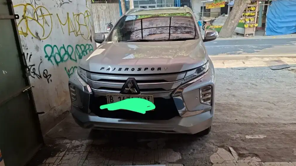 Di jual mobil Mitsubishi pajero