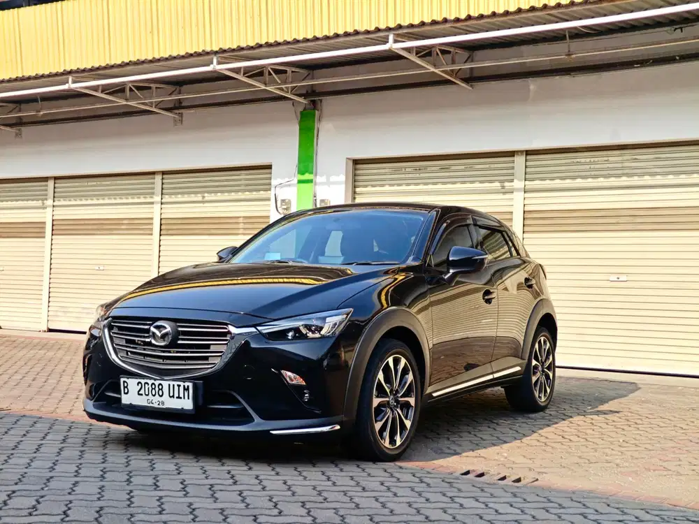 Mazda CX-3 Sport 1,5 2023, Hitam (full record)