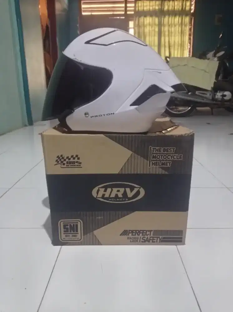Helm HRV Proton Uk L