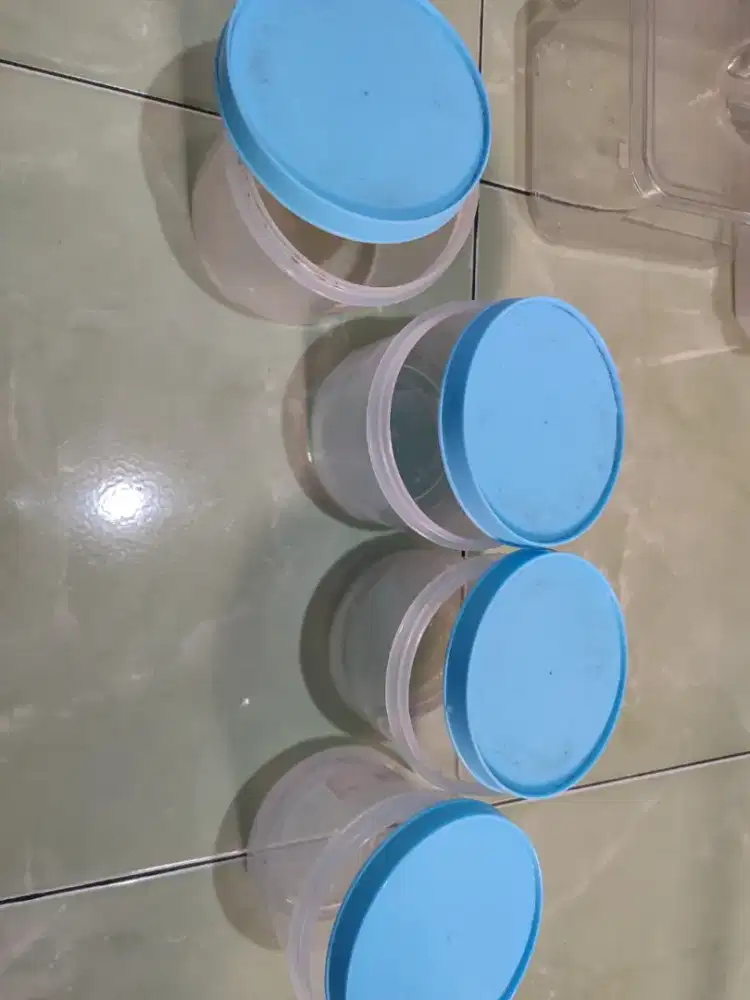 Toples tempat bumbu bumbu