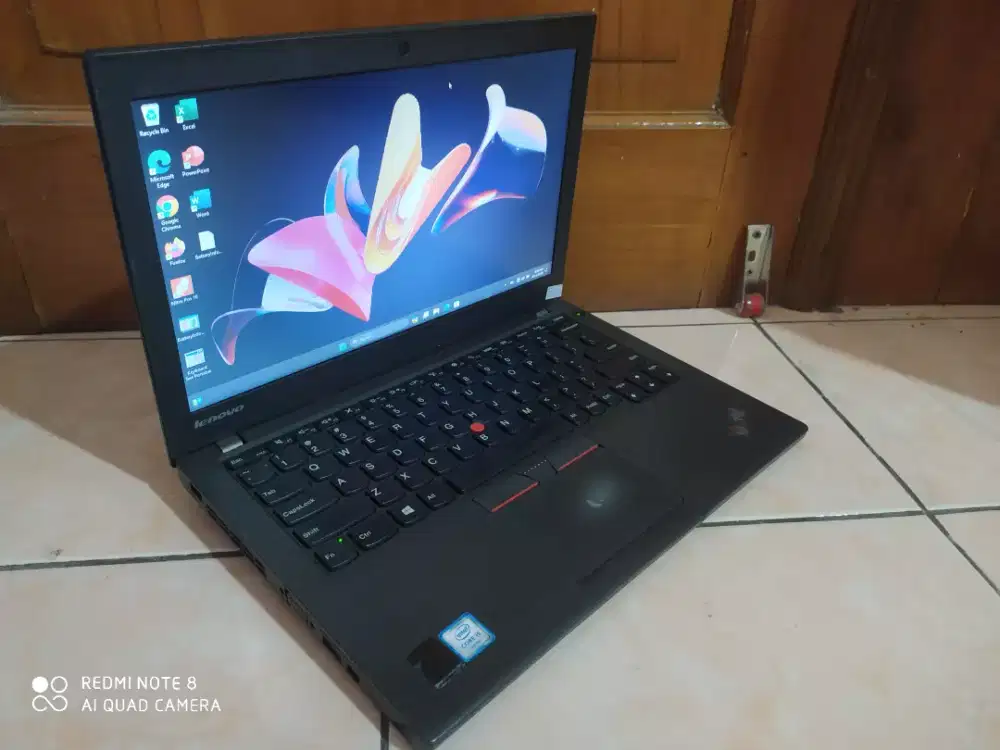 Thinkpad x250 core i5 RAM 8GB SSD 256/buat sekolah kuliah  Siap Pakai