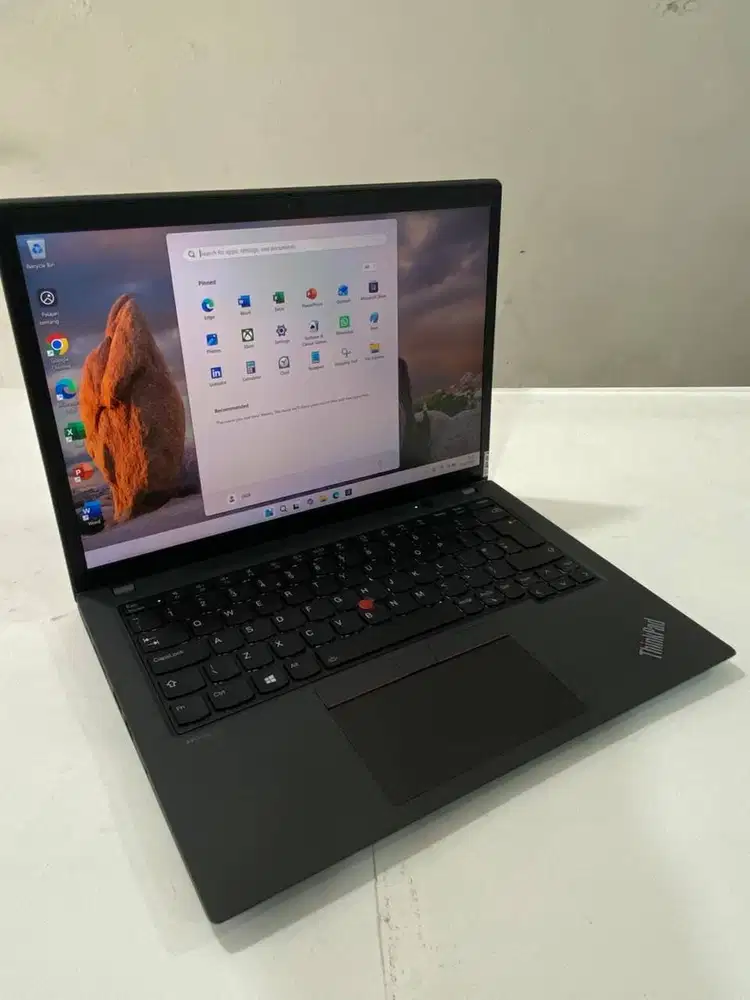 16GB Lenovo Thinkpad X13 Intel Core i5-1135G7 gen 11
