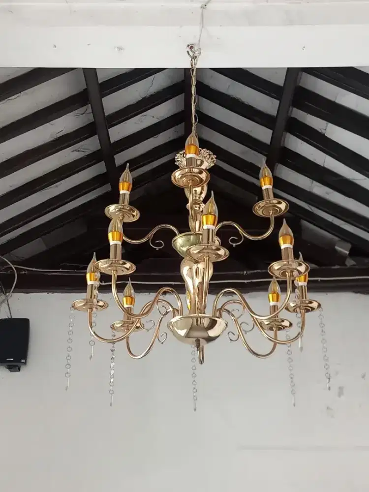 Chandelier kecil