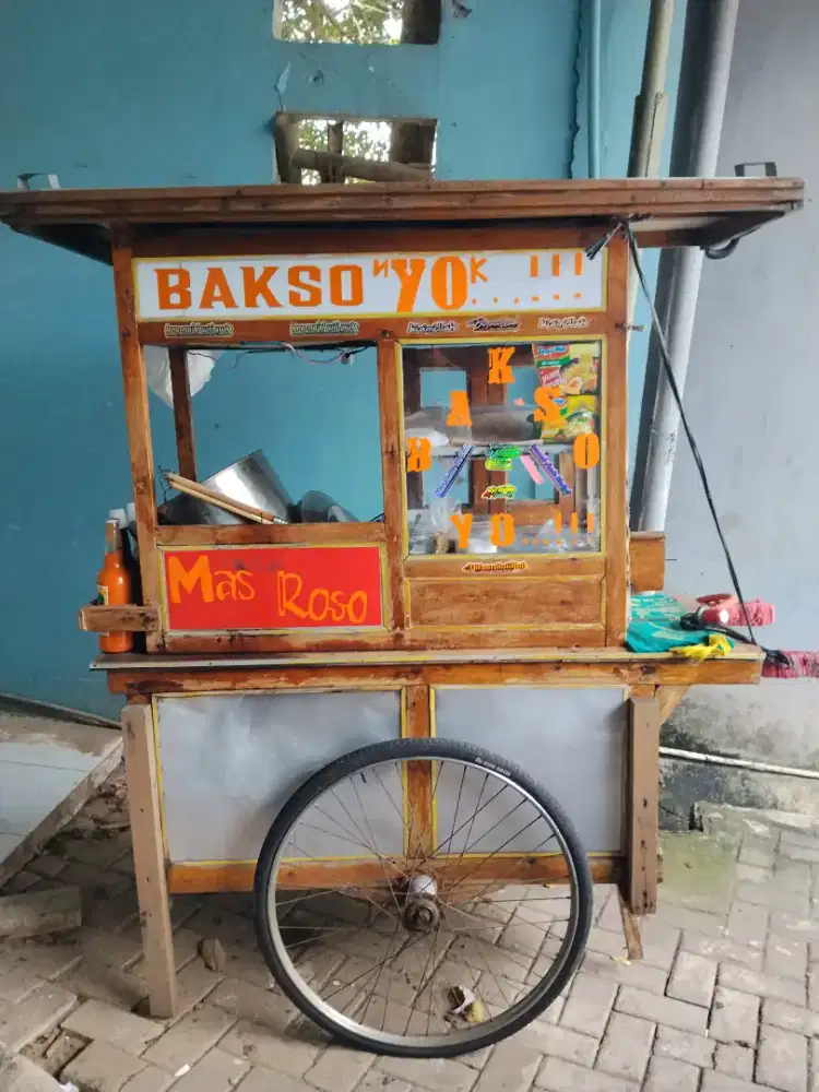 Gerobak bakso keliling