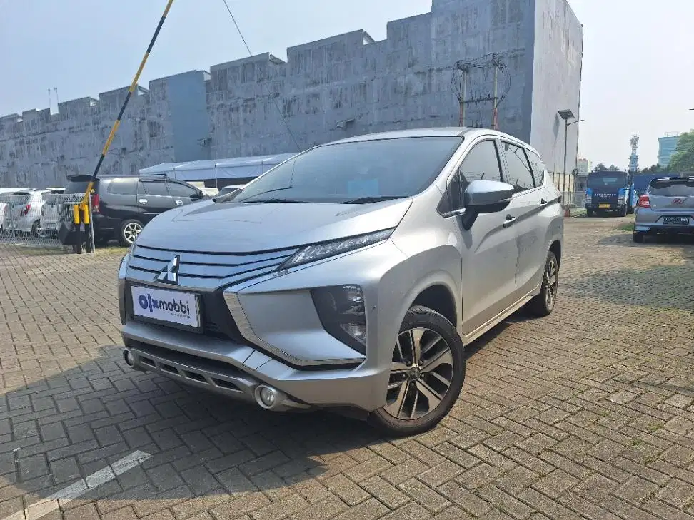 LOW DP Mitsubishi Xpander 1.5 Ultimate Bensin-AT 2018 JUN