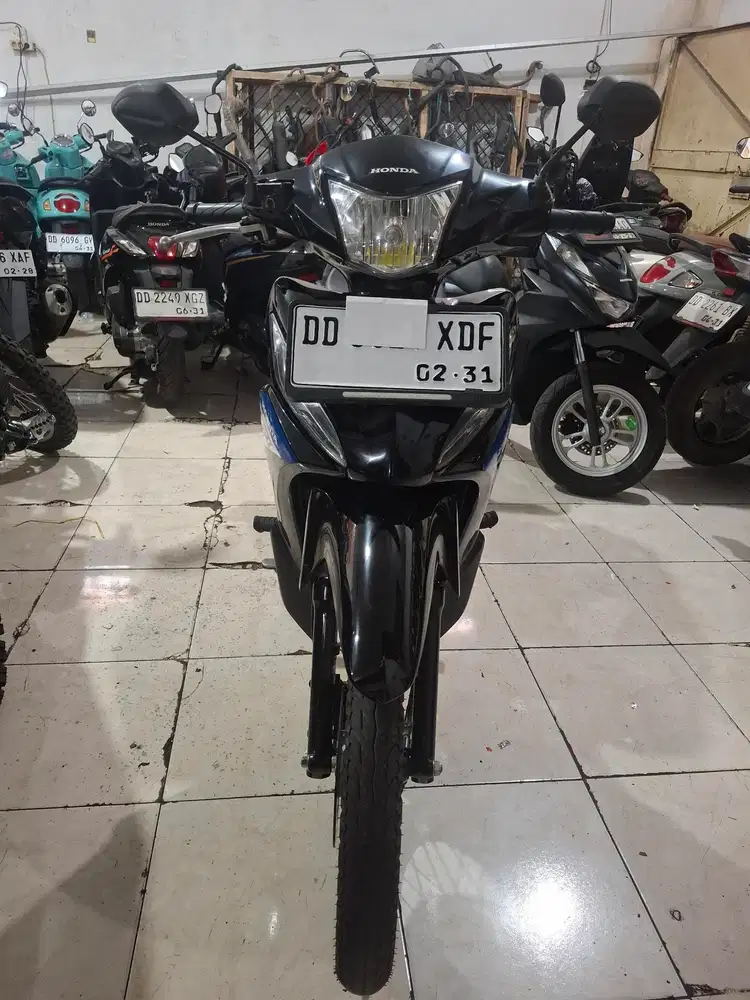 Honda Revo Fit 110cc 2026 Hitam