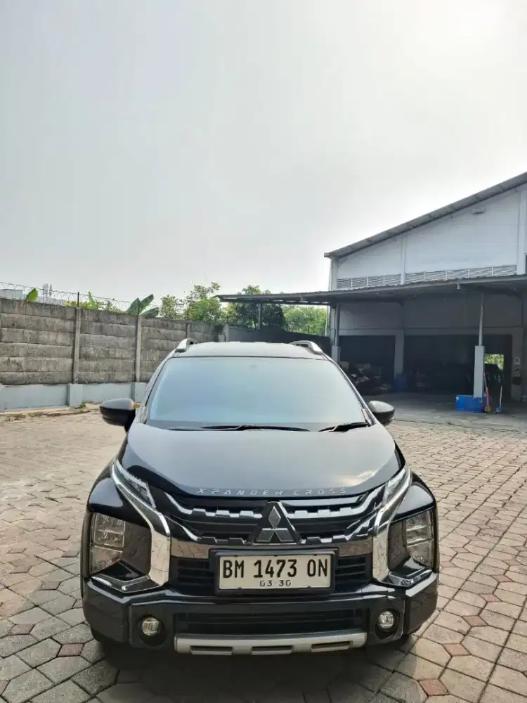 Xpander cross plus 2020 matic. Km 81rb antik