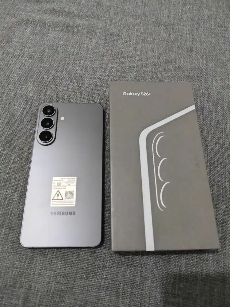 Samsung Galaxy S26+ 12GB/512GB – Mulus Seperti Baru