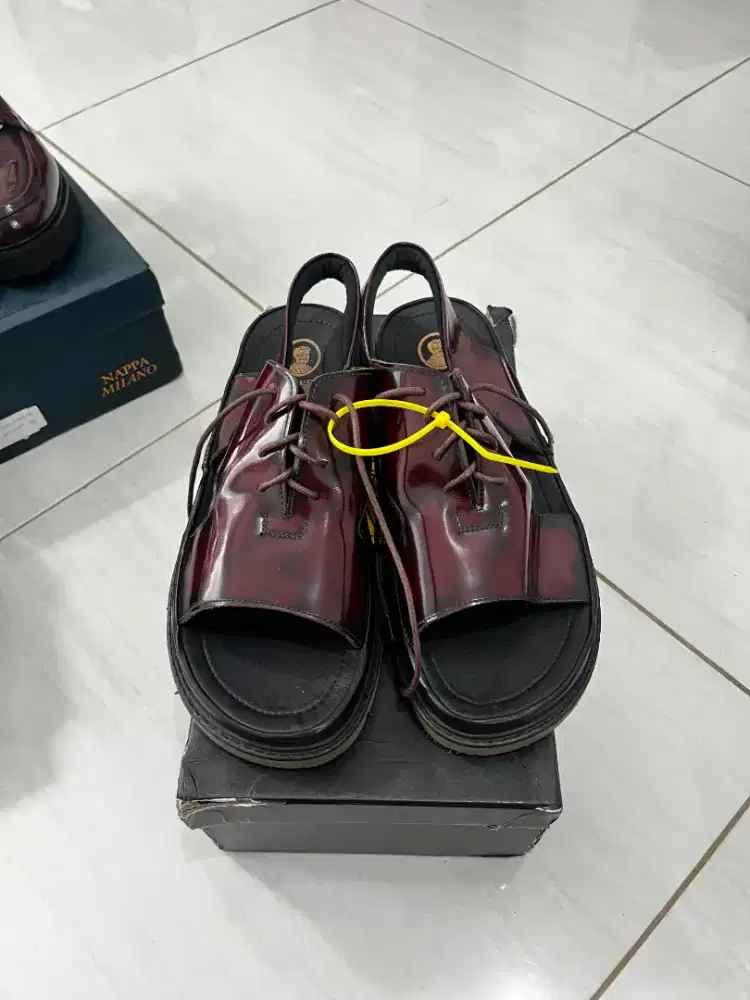 Sandal Sepatu Unisex brand Nappa Millano UK 43