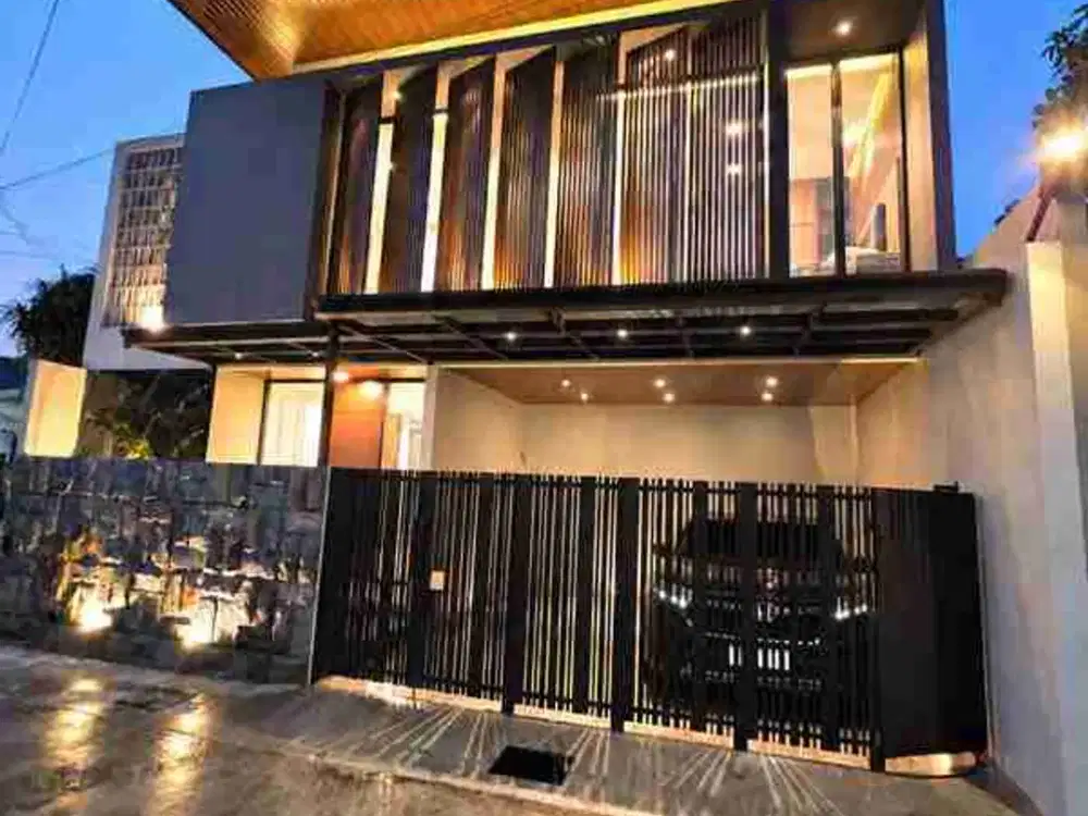 Rumah 2lt Kontemporer Furnished dan Kolam Renang Pribadi dekat UGM