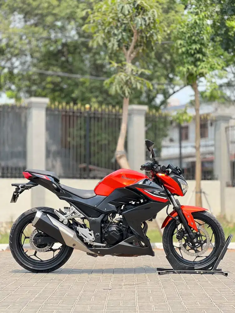 KAWASAKI Z250 FI ORANGE 2017 KM LOW PAJAK PANJANG SUPER GRESS