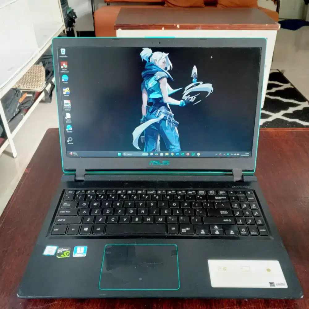 Laptop Asus Vivobook X5600 Intel i5 8250U | RAM 12GB | SSD 512GB