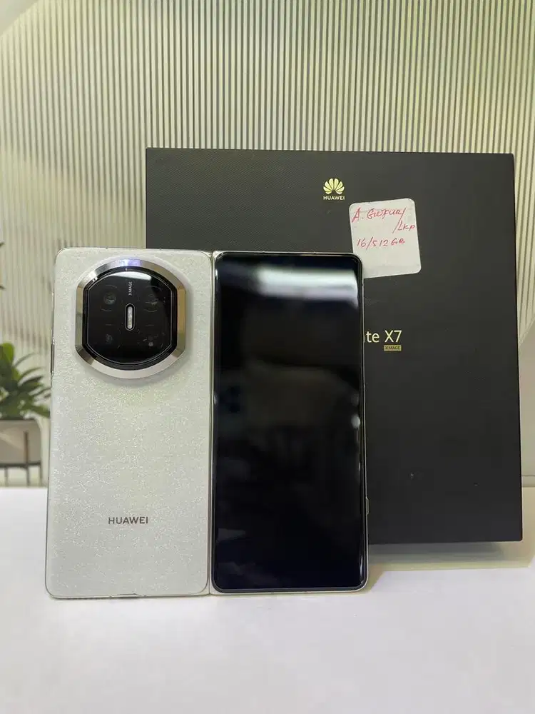Huwei Mate X7 16/512 garansi on 2027