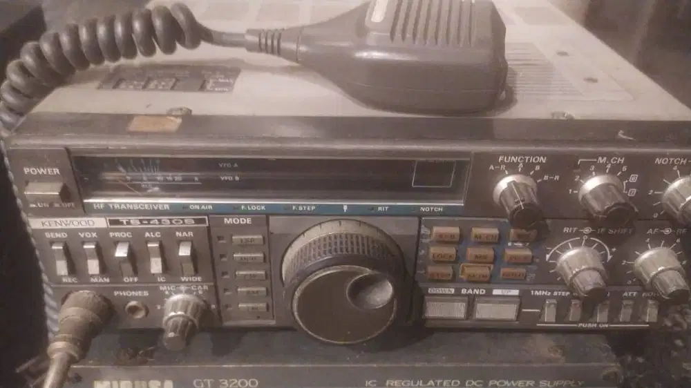 DUJUAL PAKET SSB  KENWOOD ICOM BUAT KOLEKTOR  / KANIBALAN SPAREPART