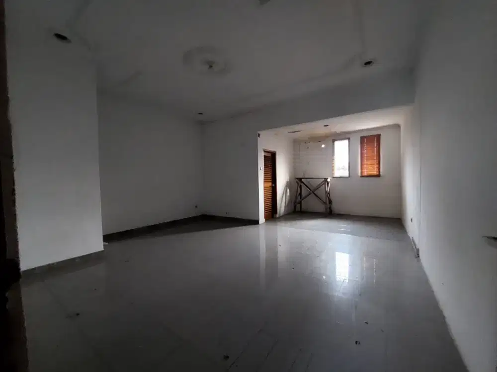 Jual cepat BU Harga dibawah pasaran  Tempat usaha di jl. Raya Ciburuy Padalarang Bandung Barat
