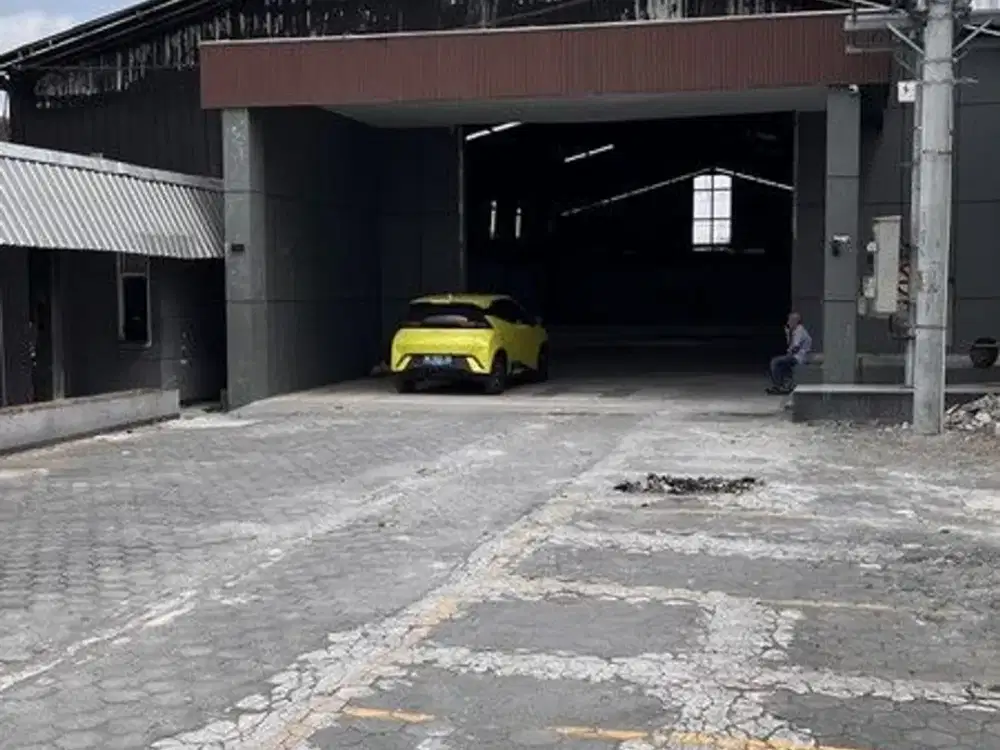 Gudang Luas 1.200 m² Dekat Terminal Jombor