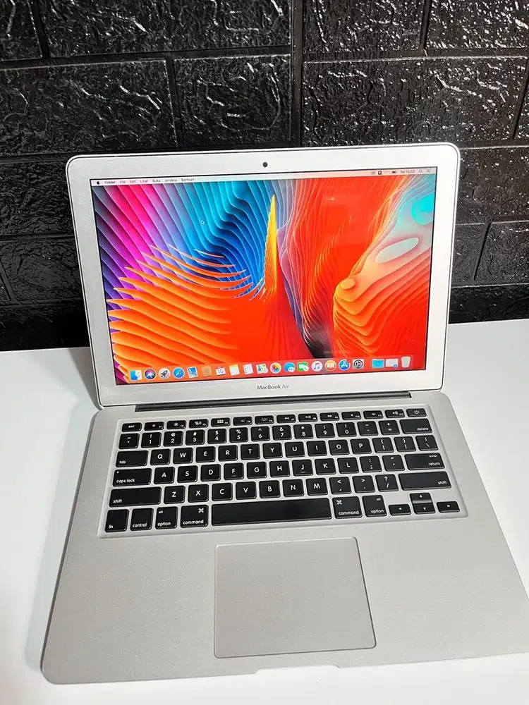 Macbook air 2011 13 inch 128gb