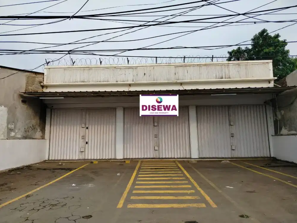 Disewakan Ruko Gandeng 3 Ex Minimarket di Jalan Raya Narogong, Bekasi