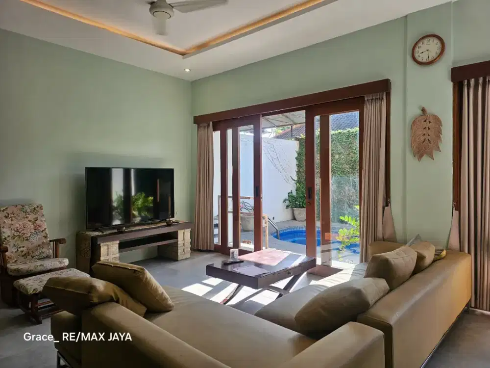 Rumah Konsep Villa 6 Kamar Tidur Dijual di Area Teuku Umar Denpasar