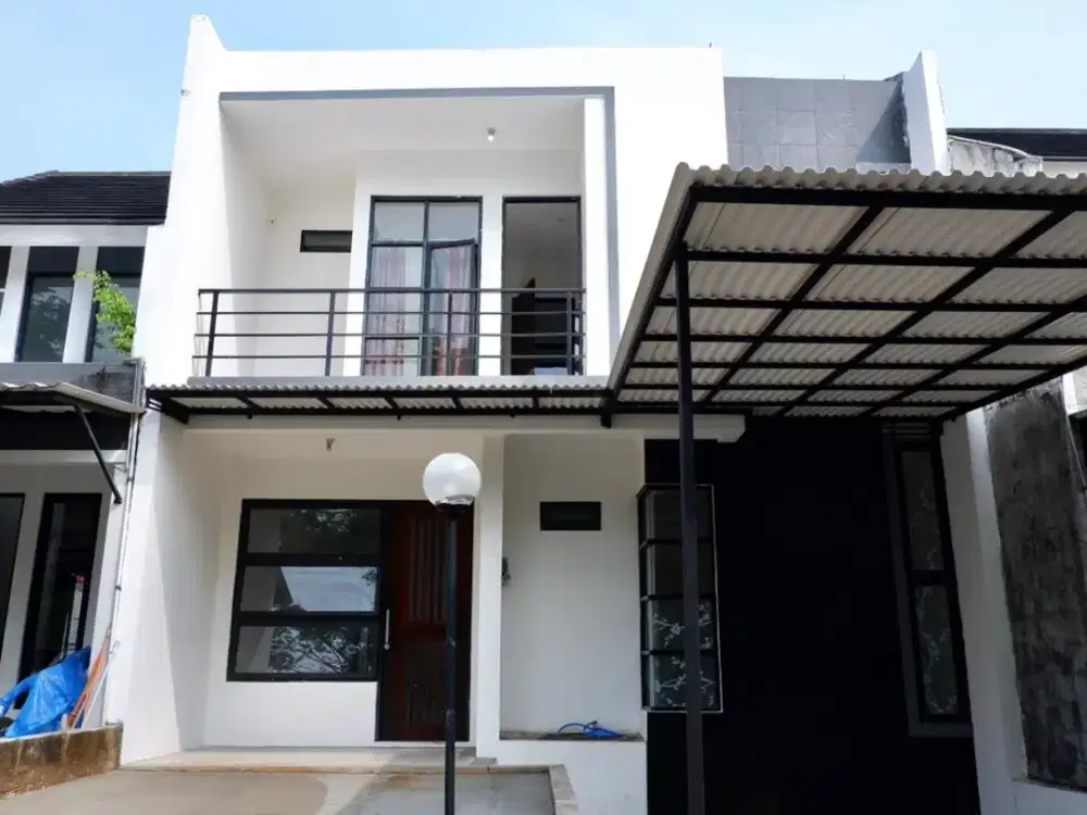 Rumah 2 Lantai Tanah Lega dengan Gudang di Serua Ciputat JS-19185