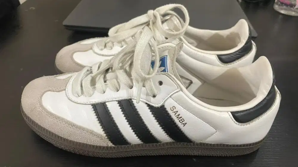 Sepatu adidas samba