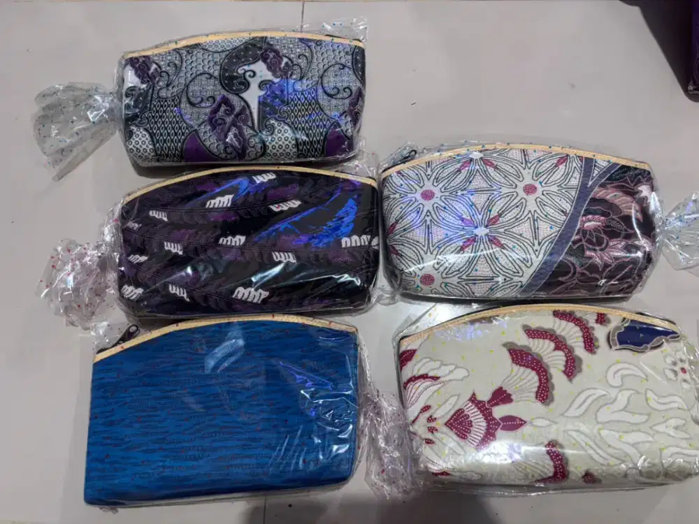 Dompet batik isi 5