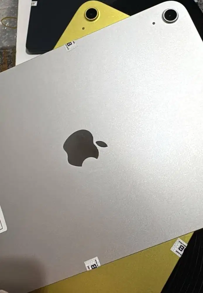 CARI GADGET NORMAL CEPAT CAIR: iPhone, iPad, Laptop Siap COD / Jemput