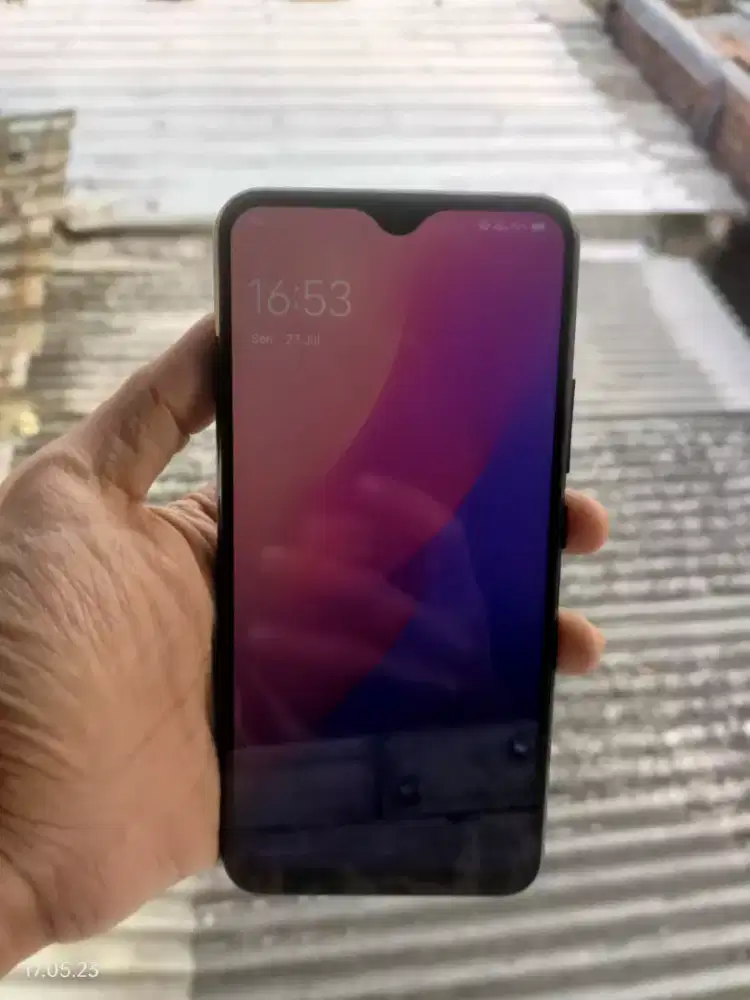 vivo y15 ram 3 per 32