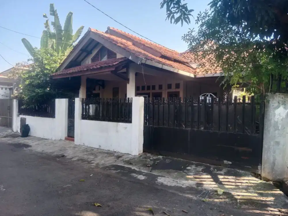 Rumah Hoek 2 Lantai Tanah 200 m² di Pondok Pucung Pondok Aren DM-18692