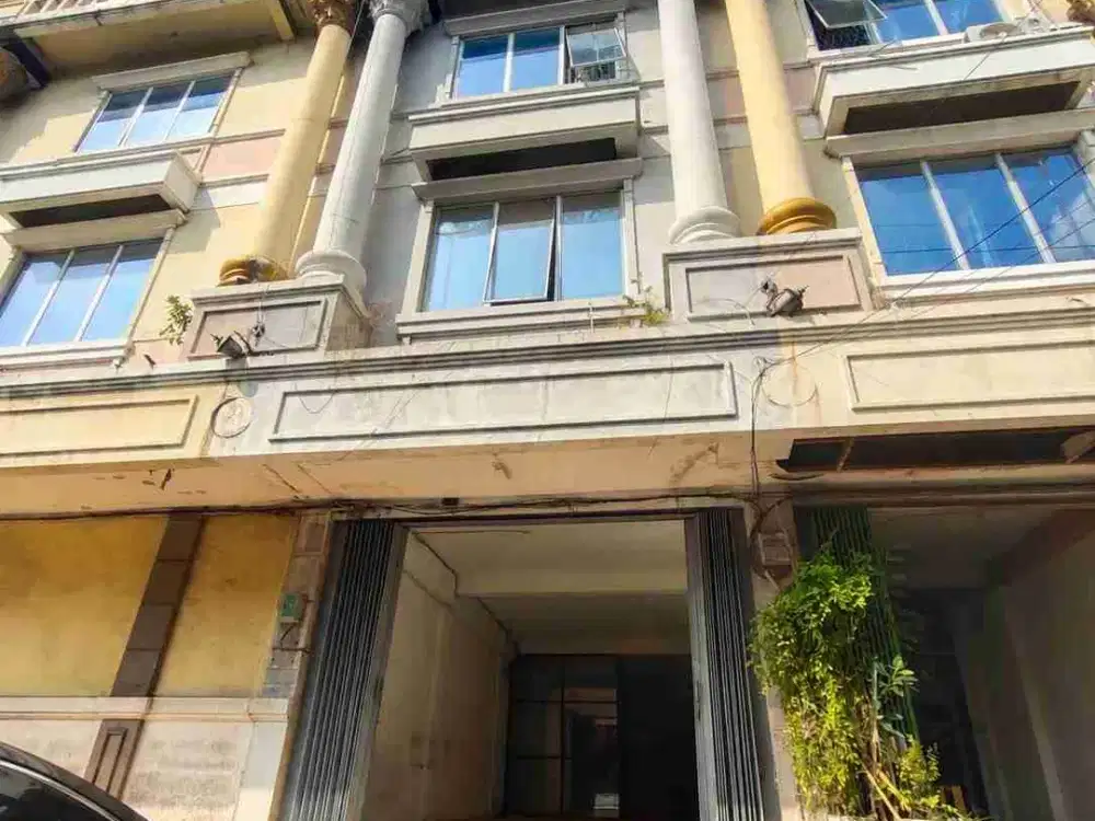 Disewakan Ruko 3 Lantai. Nol Jalan Pasar Kembang Surabaya Kota