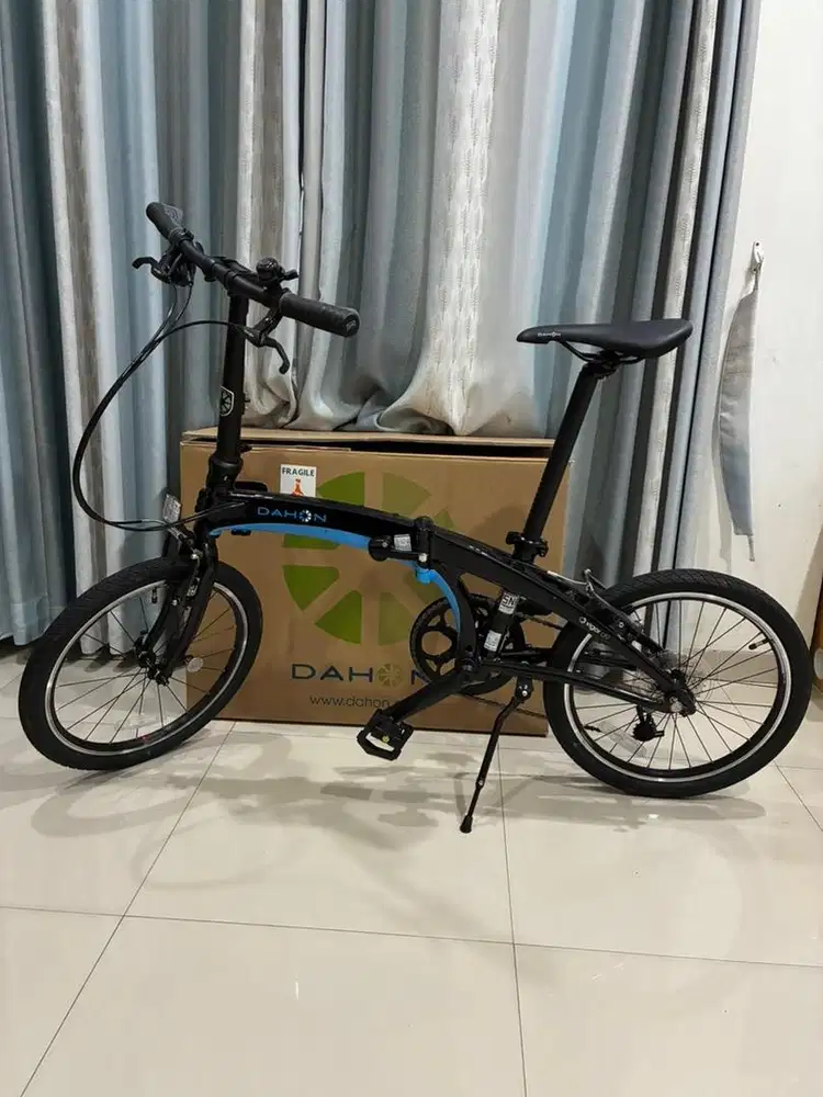 Sepeda lipat dahon vigor 9