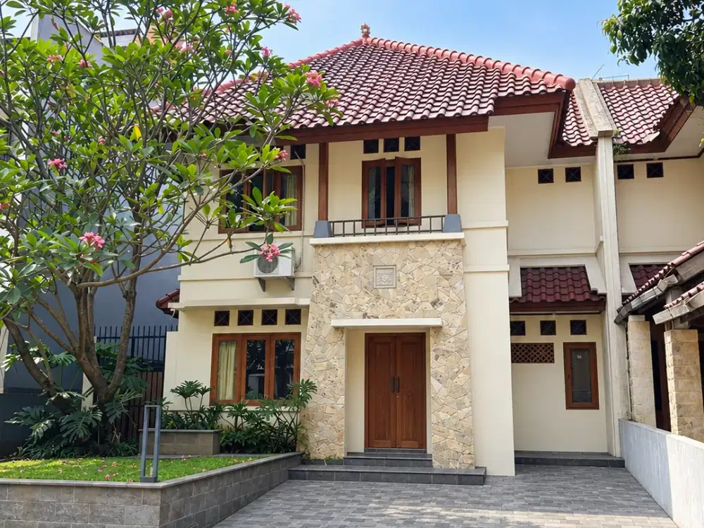 Rumah Nyaman 2 Lantai di Bali View Cirendeu Dekat Tol