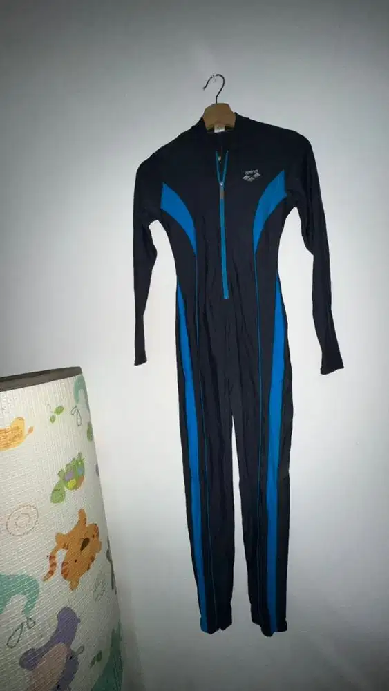 ARENA SWIMMING SUIT
